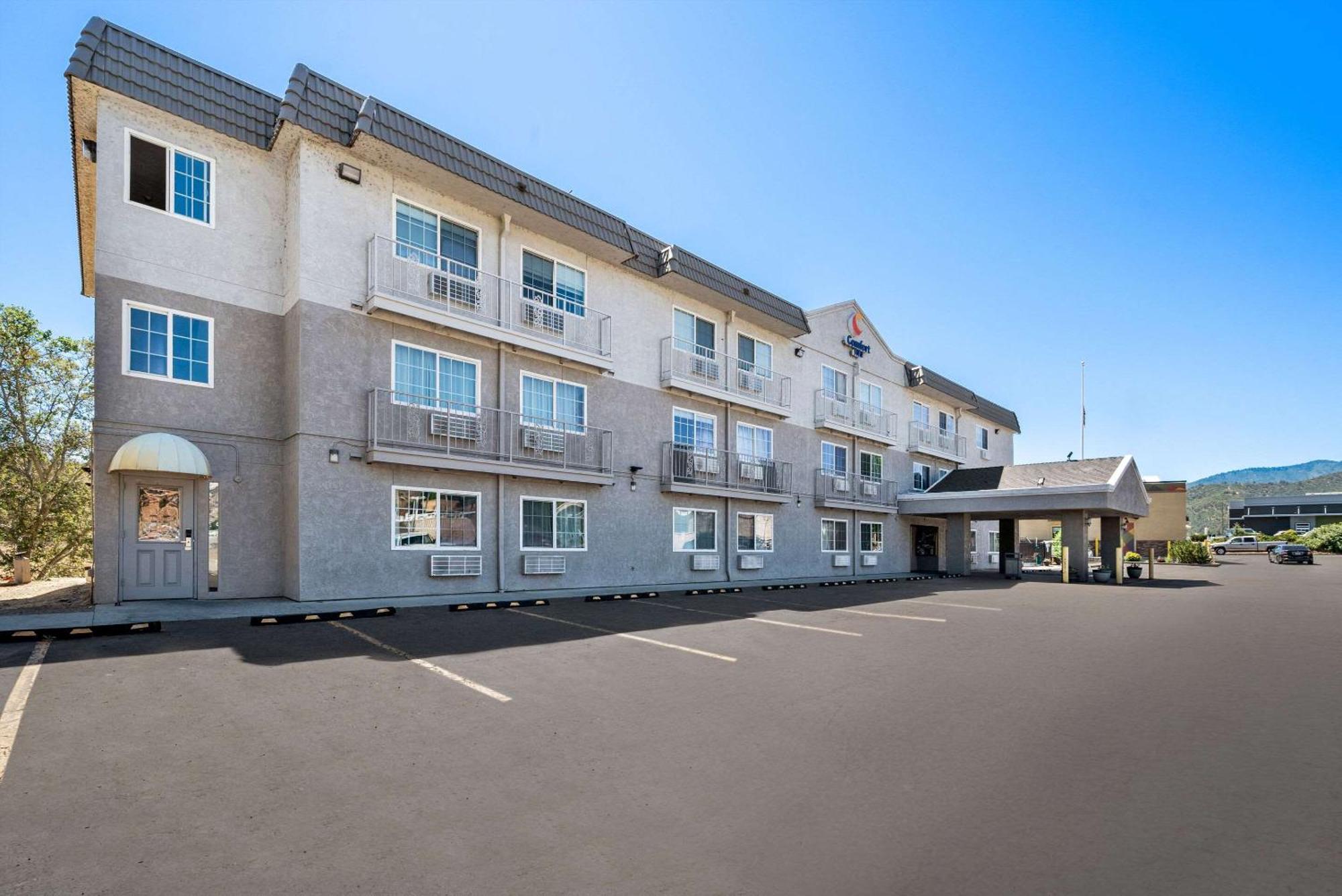 Comfort Inn Yreka I-5 Exterior photo
