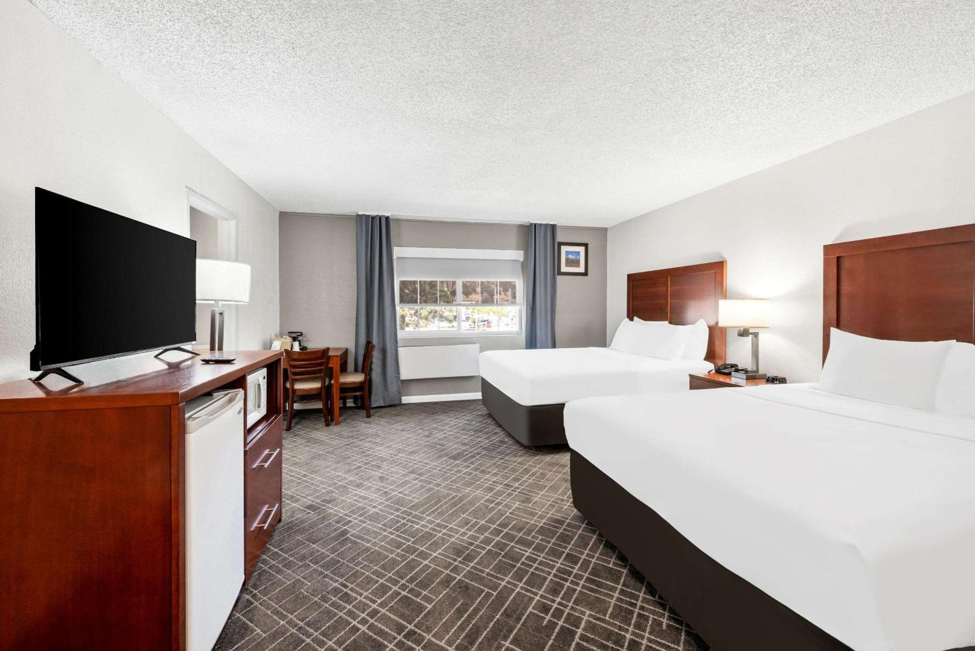 Comfort Inn Yreka I-5 Exterior photo