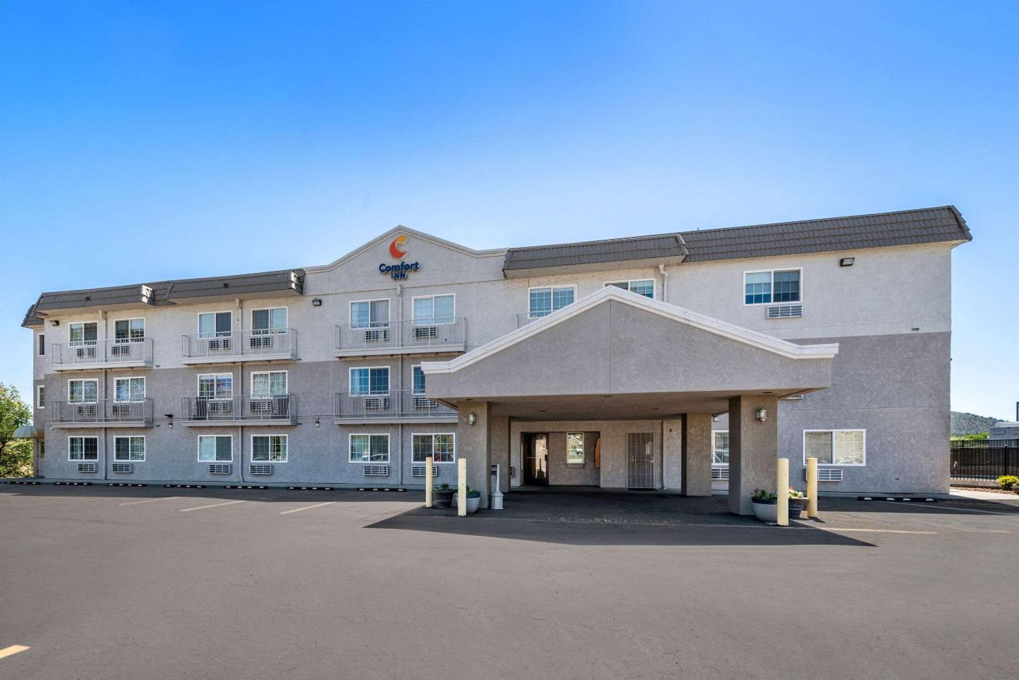 Comfort Inn Yreka I-5 Exterior photo
