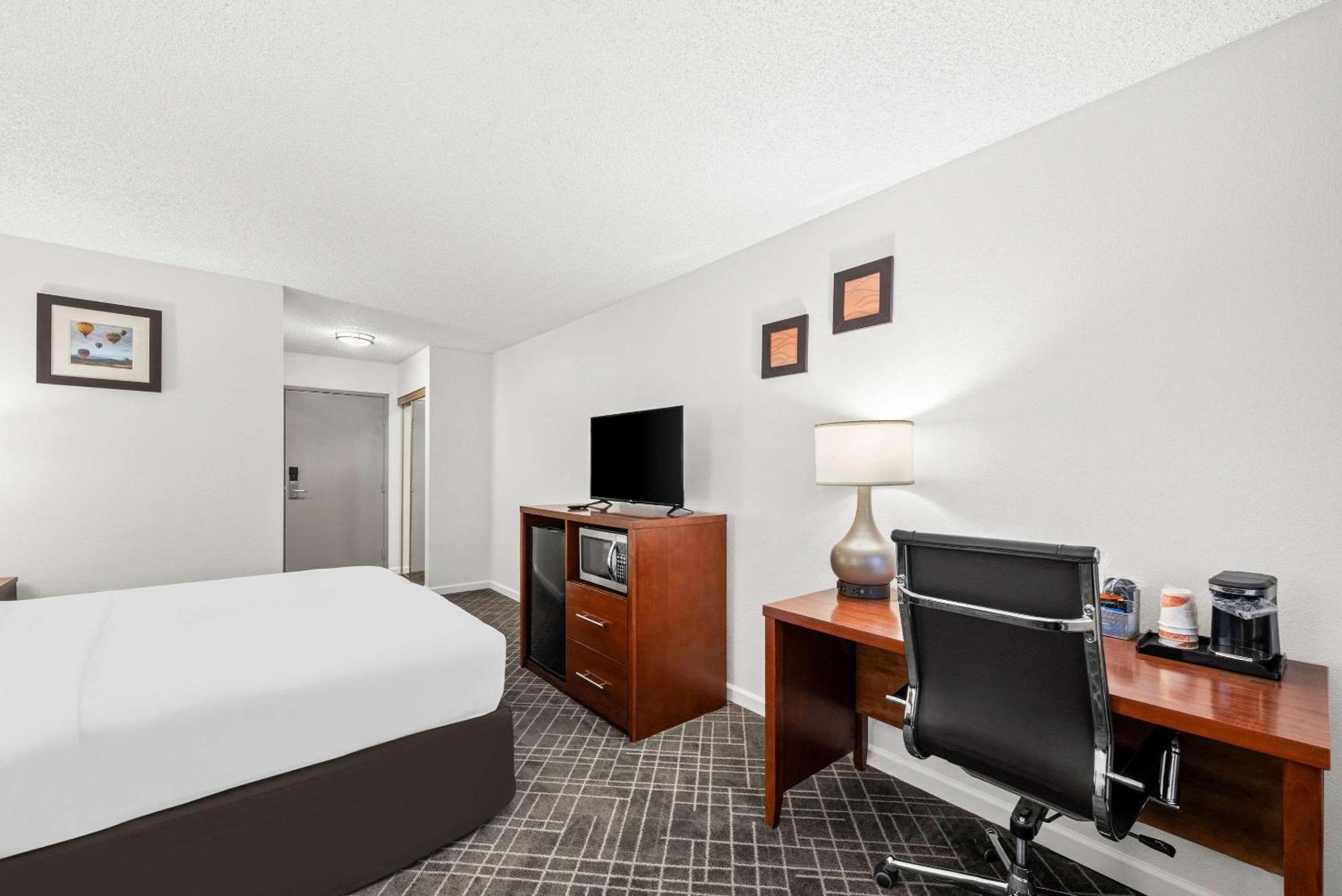 Comfort Inn Yreka I-5 Exterior photo